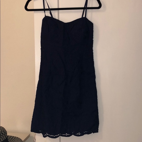 Lilly Pulitzer Dresses & Skirts - Navy blue Lilly dress